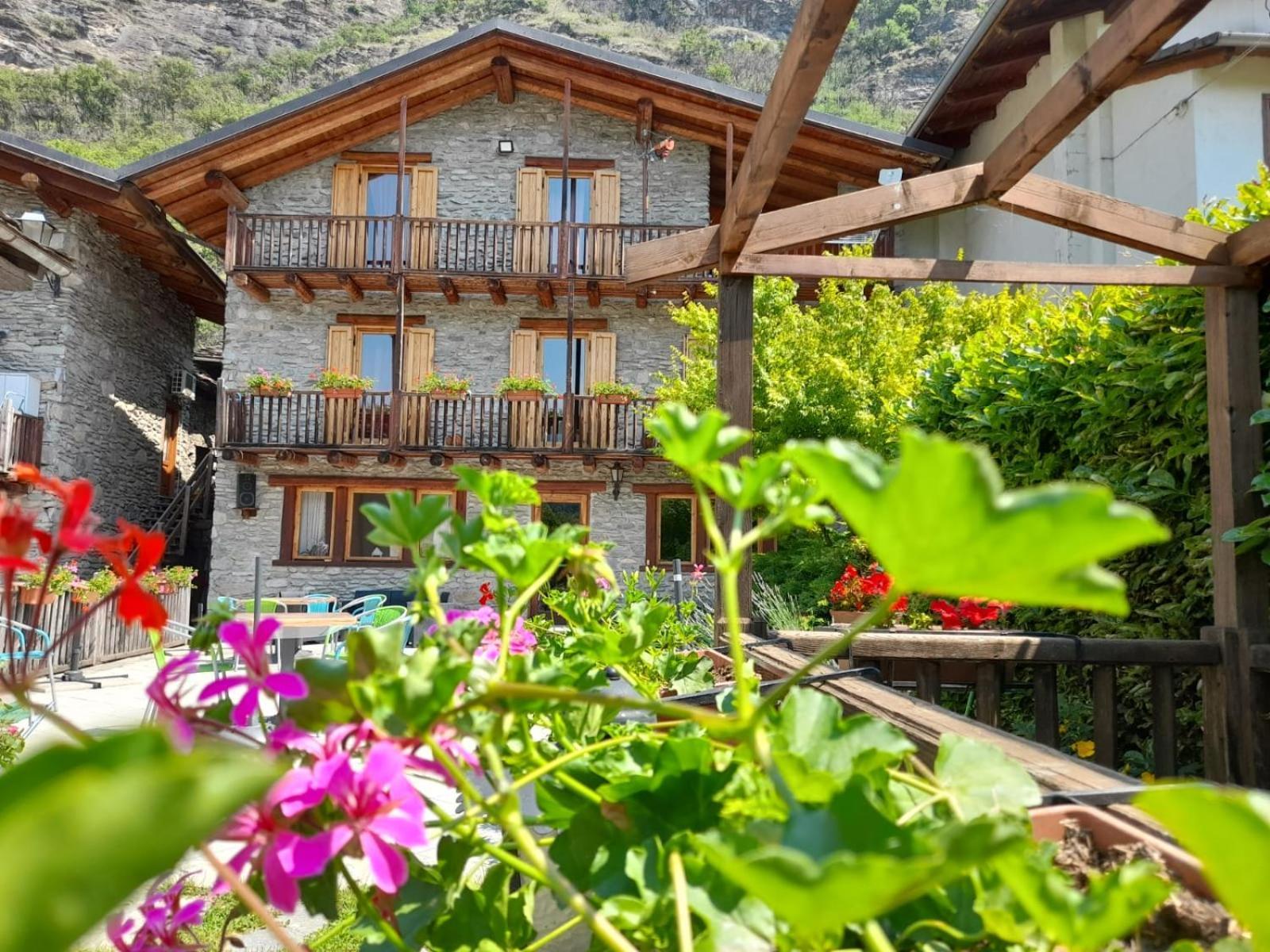 Agriturismo Al Pra Di Muriet Susa Eksteriør bilde